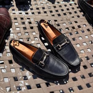 EUC Steve Madden men’s leather loafers size 9.5 med